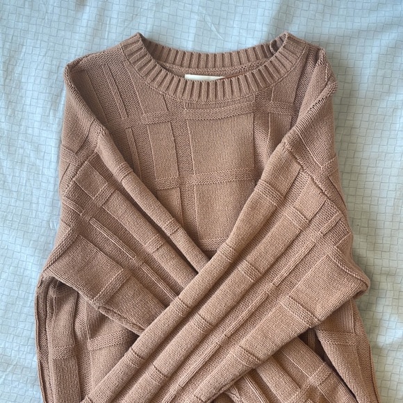 Pacsun Plaided Patterned Tan Sweater - Picture 3 of 3